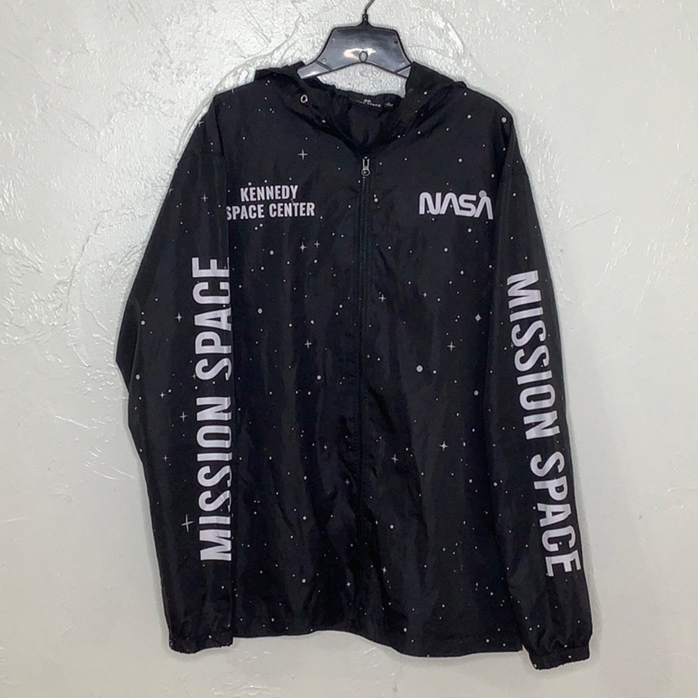 NASA Space Center Mission Space full zipper lightweight windbreaker SZ Large EUC